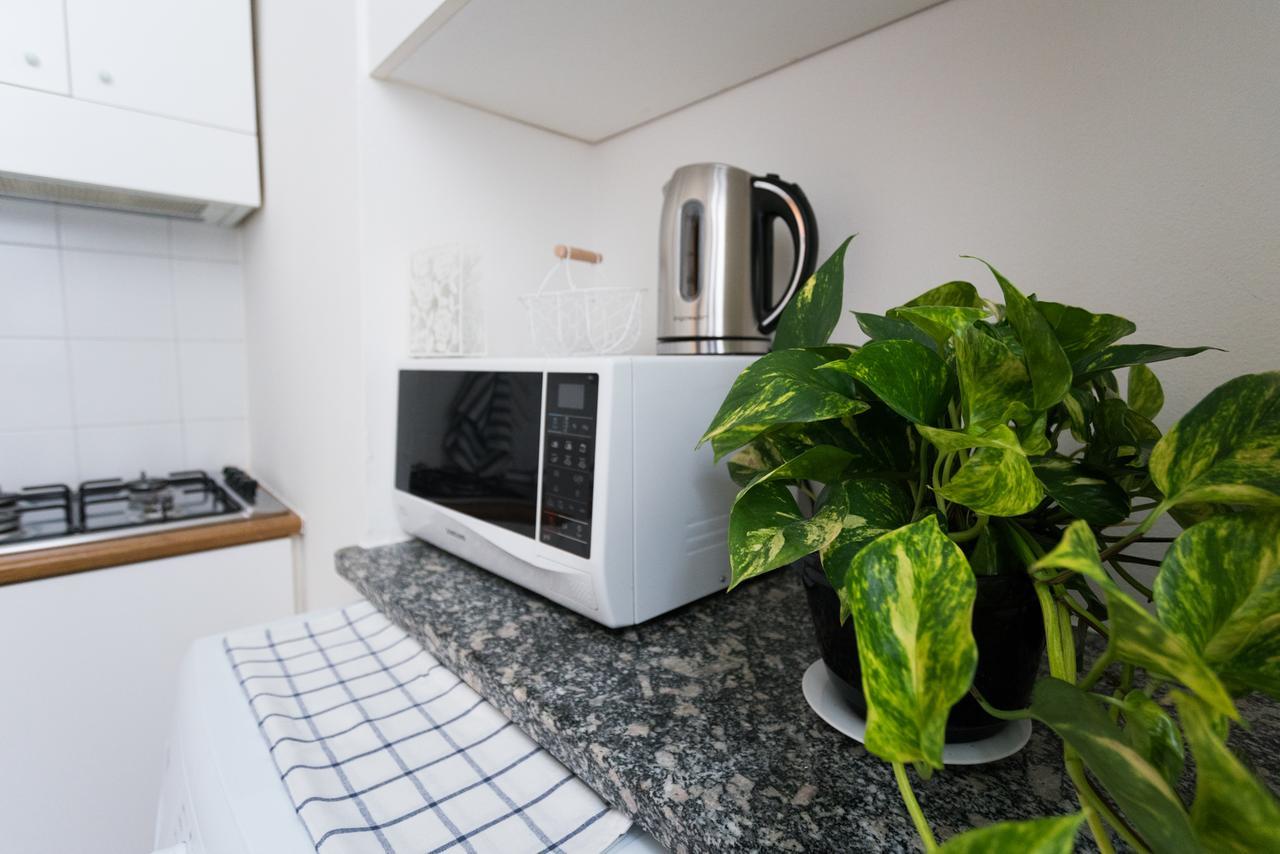 Love & Smile Apartment By Rent All Комо Екстериор снимка